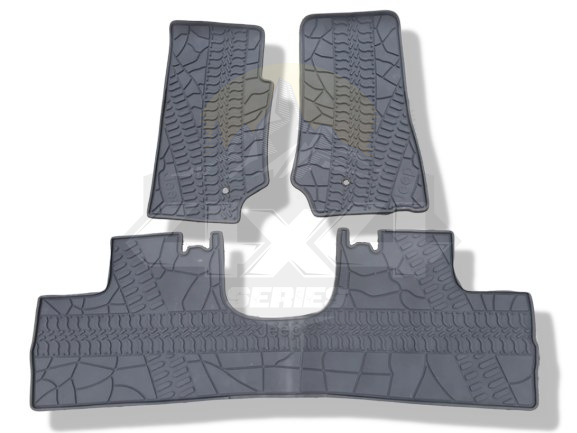 Dywaniki gumowe Jeep Wrangler - TXJ 170 Dywaniki gumowe Jeep Wrangler - TXJ 170