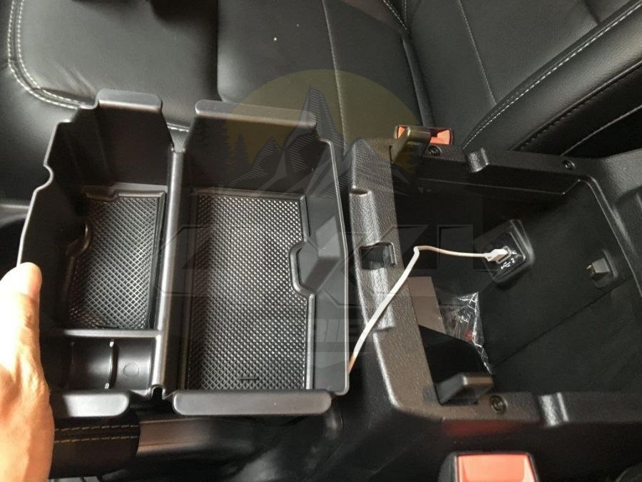 Korytko podłokietnika Jeep Wrangler JL - TXJL 1089 Korytko podłokietnika Jeep Wrangler JL - TXJL 1089