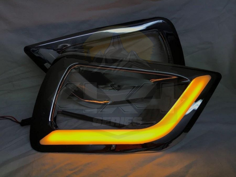 Światła DRL z kierunkowskazem Navara TXN 233-15/16 Światła DRL z kierunkowskazem Navara TXN 233-15/16