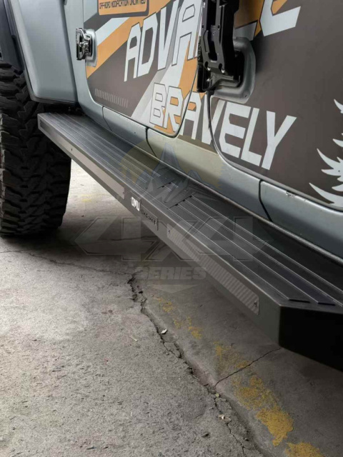Progi boczne OMU Jeep Wrangler JLU Progi boczne OMU Jeep Wrangler JLU