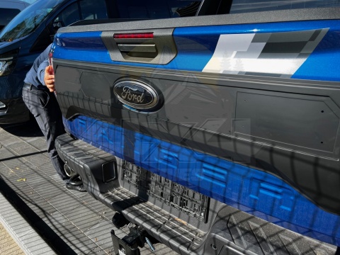 Blenda klapy bagażnika Ford Ranger T9