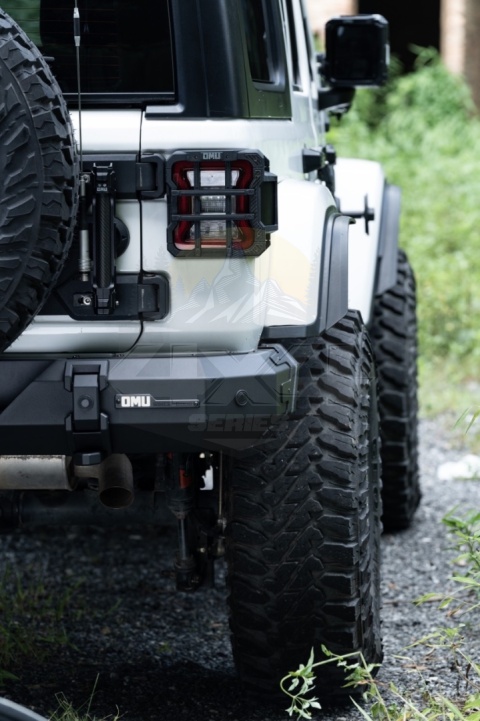 Zderzak tylny OMU do Jeep Wrangler JL