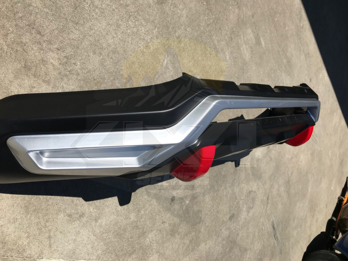 Nakładka zderzaka Mitsubishi Tritron TXYH TL030 Nakładka zderzaka Mitsubishi Tritron TXYH TL030