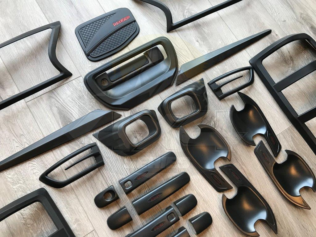 Komplet nakładek Ford Ranger T8 - TXYH FR 100 Komplet nakładek Ford Ranger T8 - TXYH FR 100